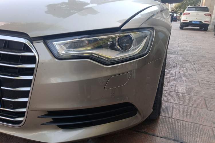 Used Audi A6L 2014 TFSI Standard Model Left Front Headlight