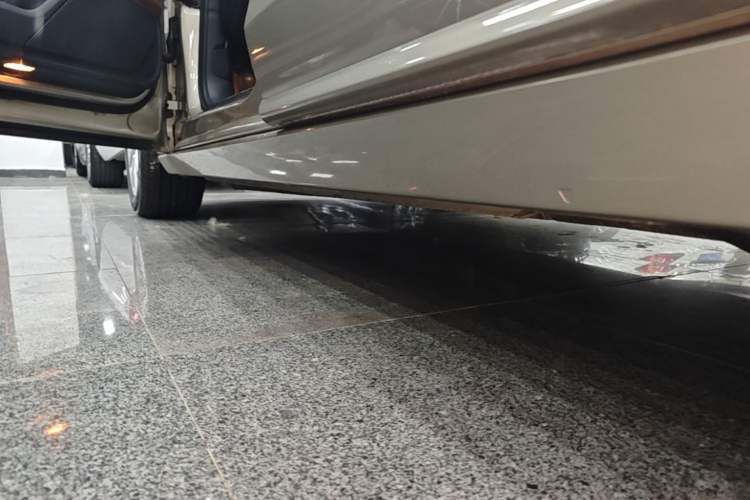 Used Audi A6L 2014 TFSI Standard Model Left Side Sill