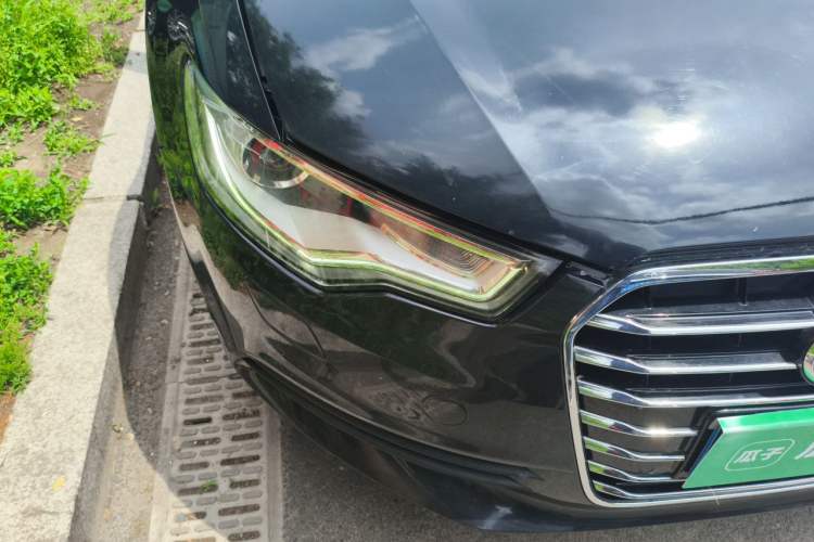Used Audi A6L 2014 TFSI Standard Model Right Front Headlight
