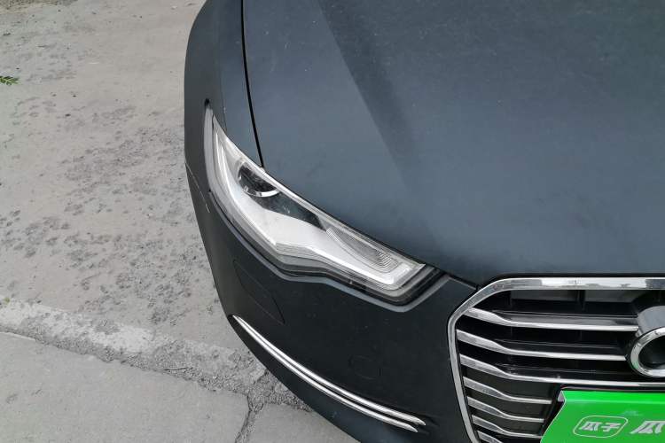 Used Audi A6L 2014 TFSI Standard Model Right Front Headlight