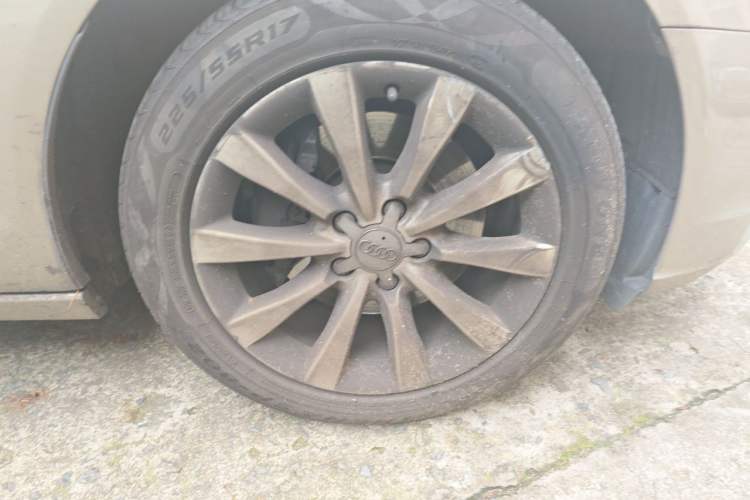 Used Audi A6L 2014 30 FSI Comfort Model Right Front Wheel Hub