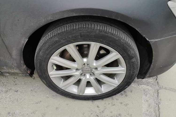 Used Audi A6L 2014 TFSI Standard Model Right Front Wheel Hub
