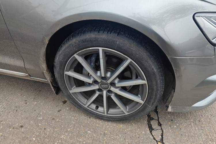 Used Audi A6L 2014 30 FSI Comfort Model Right Front Wheel Hub