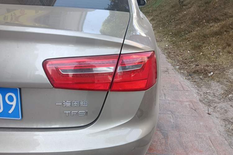 Used Audi A6L 2014 TFSI Standard Model Right Rear Taillight