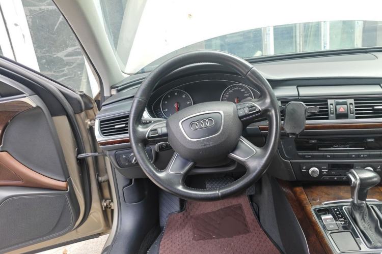 Used Audi A6L 2014 30 FSI Comfort Model Steering Wheel