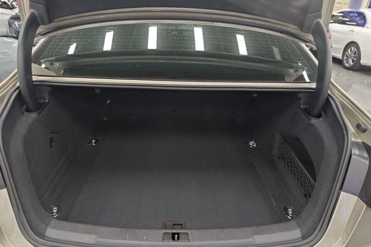 Used Audi A6L 2014 TFSI Standard Model Trunk