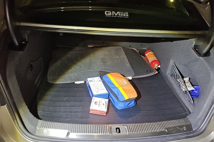 Used Audi A6L 2014 30 FSI Comfort Model Trunk