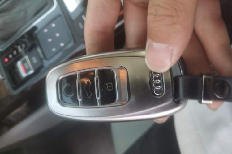 Used Audi A6L 2014 30 FSI Comfort Model Vehicle Key