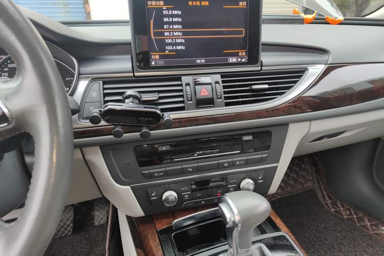 Used Audi A6L 2014 30 FSI Comfort Model Audio And AC Panel