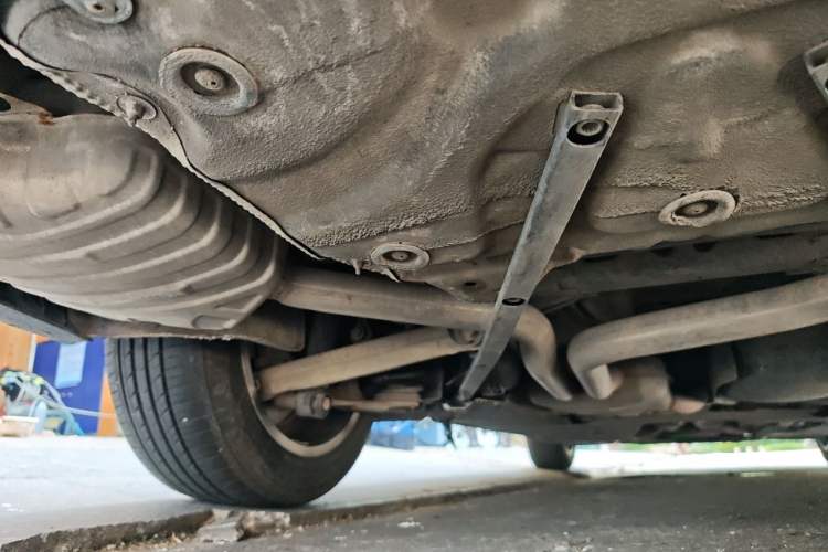 Used Audi A6L 2014 30 FSI Luxury Model Chassis Rear Left