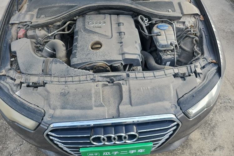 Used Audi A6L 2014 TFSI Standard Model Engine Bay