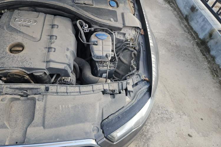 Used Audi A6L 2014 TFSI Standard Model Engine Bay Left