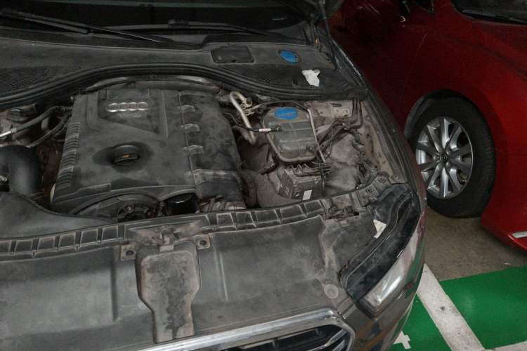 Used Audi A6L 2014 TFSI Standard Model Engine Bay Left