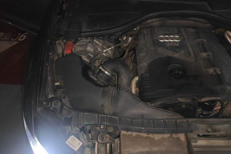 Used Audi A6L 2014 TFSI Standard Model Engine Bay Right