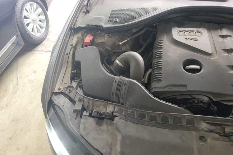 Used Audi A6L 2014 TFSI Standard Model Engine Bay Right