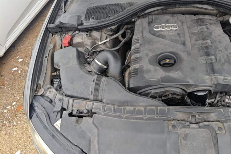 Used Audi A6L 2014 TFSI Standard Model Engine Bay Right