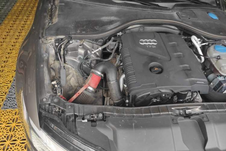 Used Audi A6L 2014 TFSI Standard Model Engine Bay Right