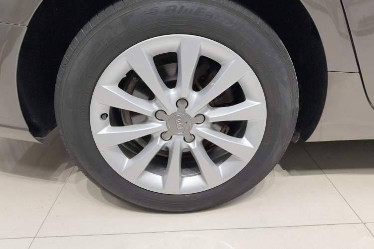Used Audi A6L 2014 TFSI Comfort Model Exterior 4