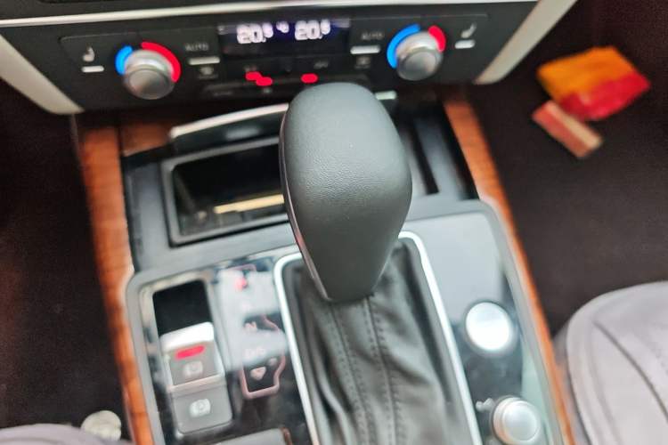 Used Audi A6L 2014 30 FSI Luxury Model Gear Lever