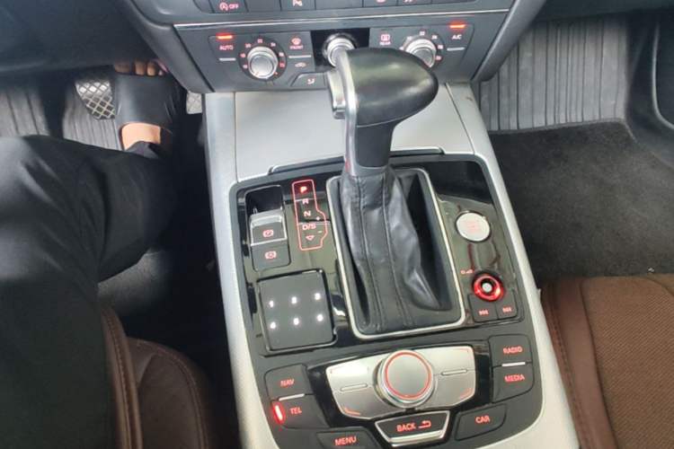 Used Audi A6L 2014 TFSI Standard Model Gear Lever