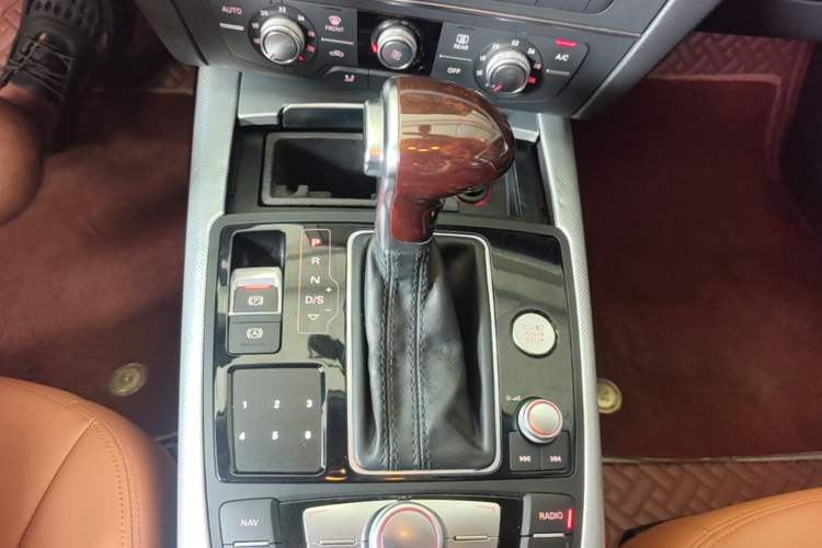 Used Audi A6L 2014 TFSI Standard Model Gear Lever