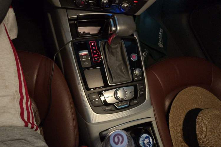 Used Audi A6L 2014 TFSI Standard Model Gear Lever