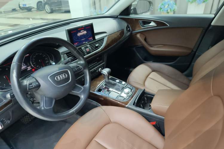 Used Audi A6L 2014 TFSI Comfort Model Interior 2