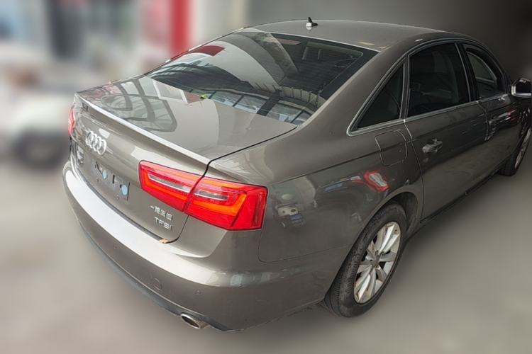 Used Audi A6L 2014 TFSI Standard Model Rear Right 45 Deg