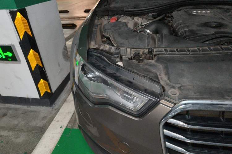 Used Audi A6L 2014 TFSI Standard Model Right Front Headlight