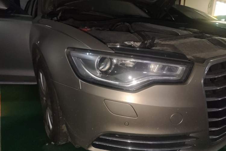 Used Audi A6L 2014 30 FSI Comfort Model Right Front Headlight