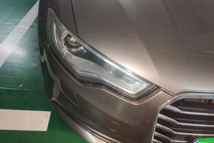 Used Audi A6L 2014 TFSI Standard Model Right Front Headlight
