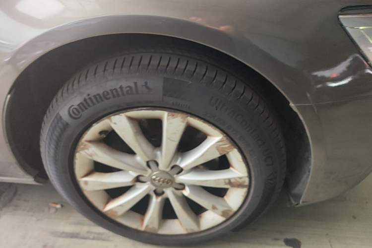 Used Audi A6L 2014 TFSI Standard Model Right Front Wheel Hub