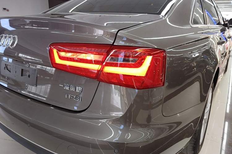 Used Audi A6L 2014 TFSI Comfort Model Right Rear Taillight