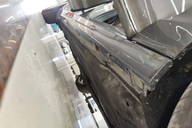 Used Audi A6L 2014 TFSI Comfort Model Right Side Sill
