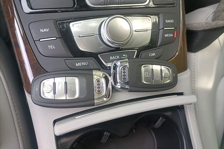 Used Audi A6L 2014 TFSI Standard Model Vehicle Key