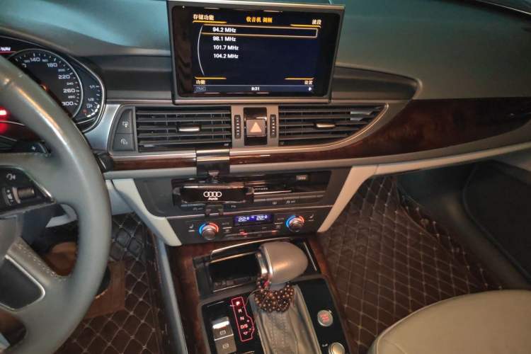 Used Audi A6L 2014 30 FSI Comfort Model Audio And AC Panel