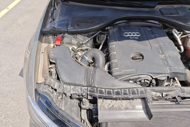 Used Audi A6L 2014 TFSI Standard Model Engine Bay Right