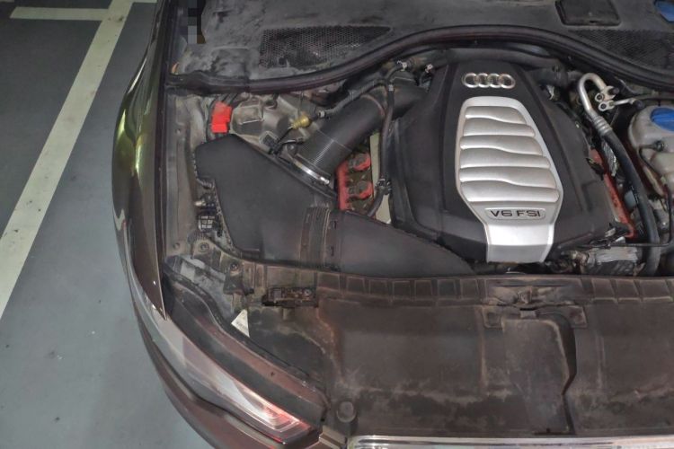 Used Audi A6L 2014 30 FSI Comfort Model Engine Bay Right