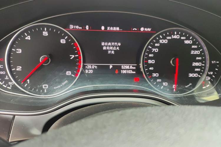 Used Audi A6L 2014 30 FSI Comfort Model Odometer Close Up