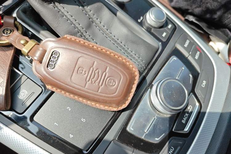 Used Audi A6L 2014 TFSI Standard Model Vehicle Key