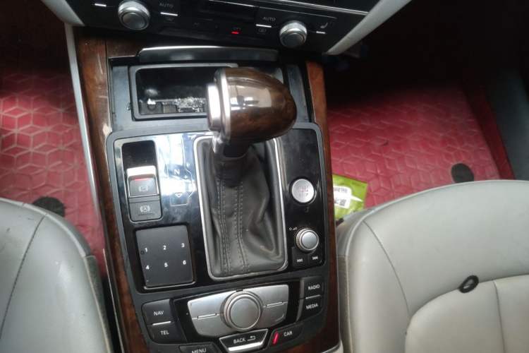 Used Audi A6L 2014 30 FSI Luxury Model Gear Lever