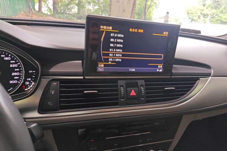 Used Audi A6L 2014 TFSI Standard Model Audio And AC Panel