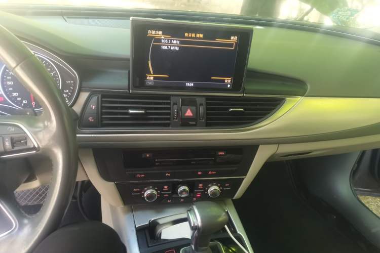 Used Audi A6L 2014 TFSI Standard Model Audio And AC Panel