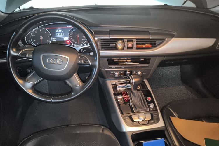 Used Audi A6L 2014 TFSI Standard Model Center Console