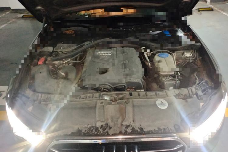 Used Audi A6L 2014 TFSI Standard Model Engine Bay
