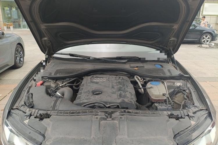 Used Audi A6L 2014 TFSI Standard Model Engine Bay
