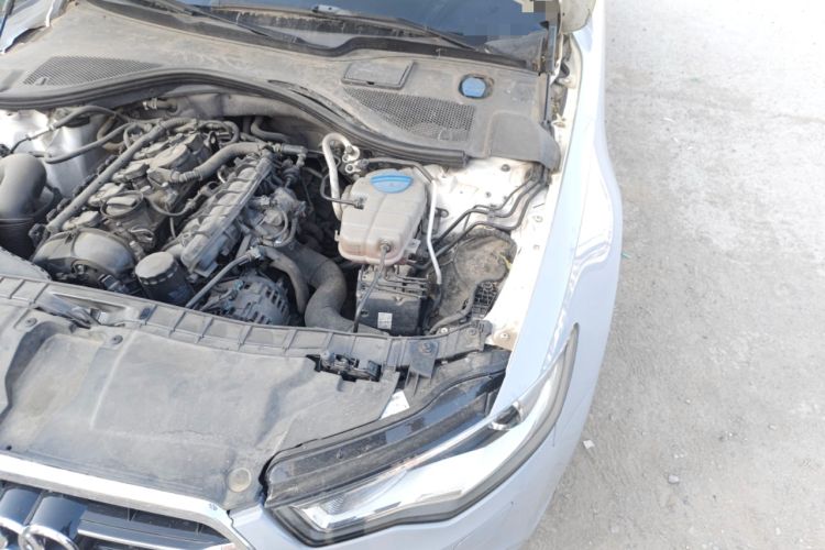 Used Audi A6L 2014 TFSI Standard Model Engine Bay Left