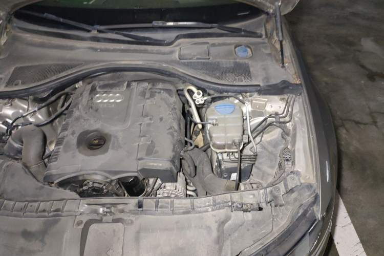 Used Audi A6L 2014 TFSI Standard Model Engine Bay Left