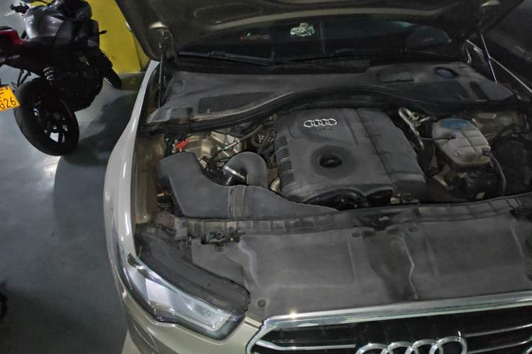 Used Audi A6L 2014 TFSI Standard Model Engine Bay Right