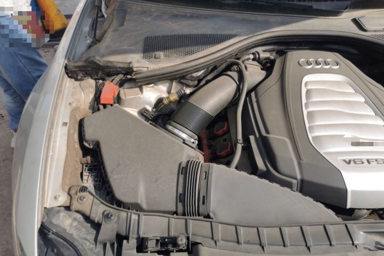 Used Audi A6L 2014 30 FSI Technology Model Engine Bay Right